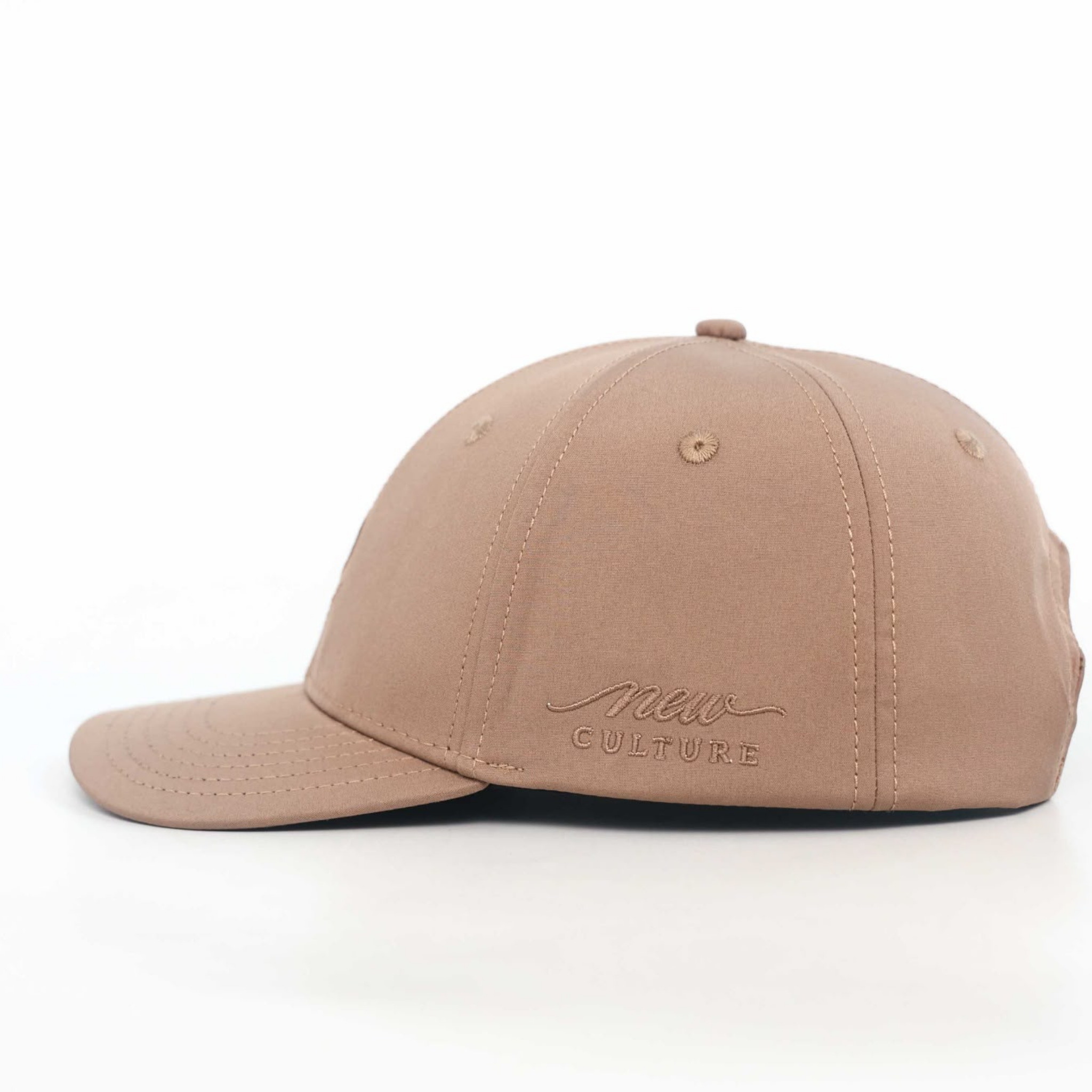 CHAMPAGNE | DE LA VOL.001 tonal DL monogram detail