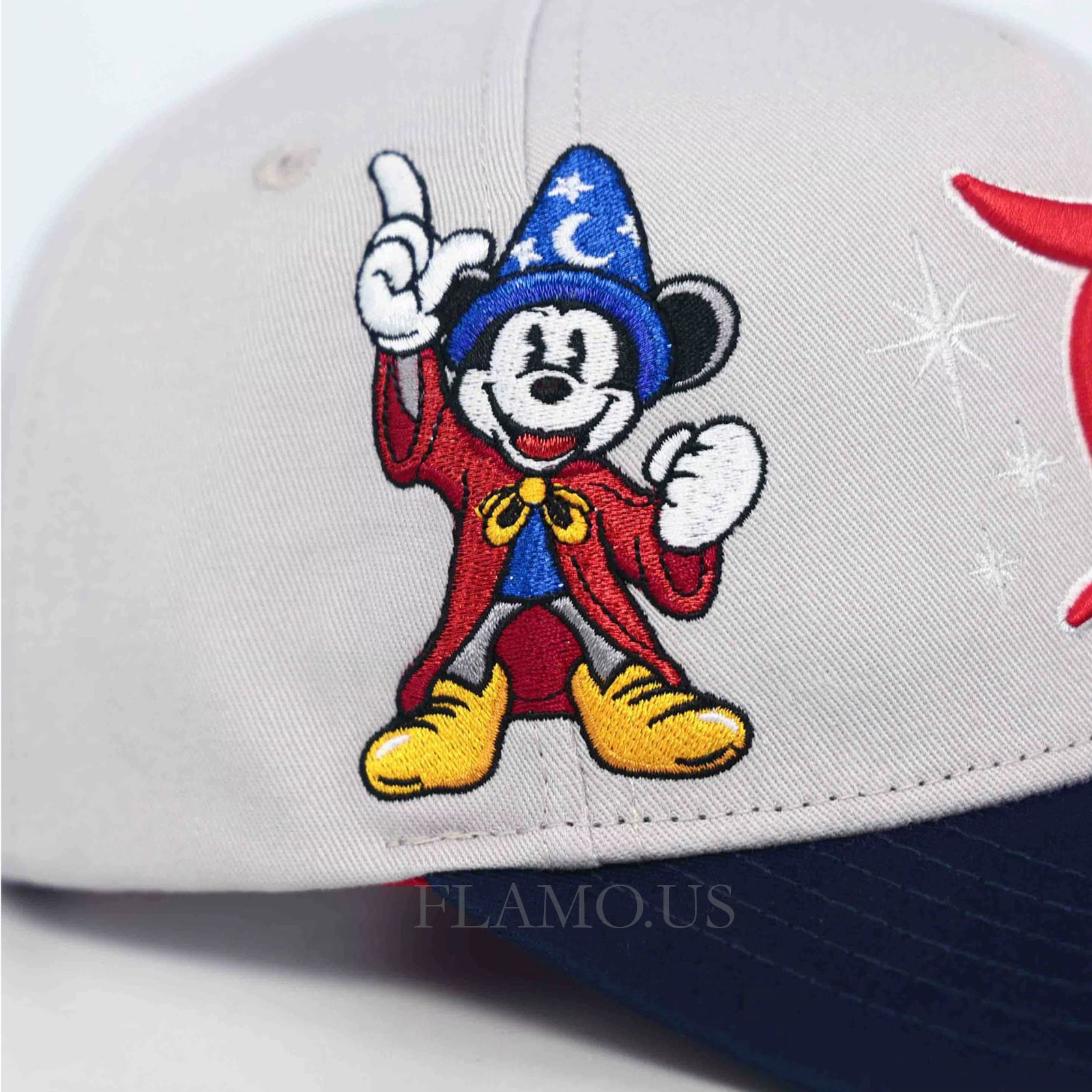 EL MAGO | KIDS · PRE-ORDER SHIPS BY 08.25