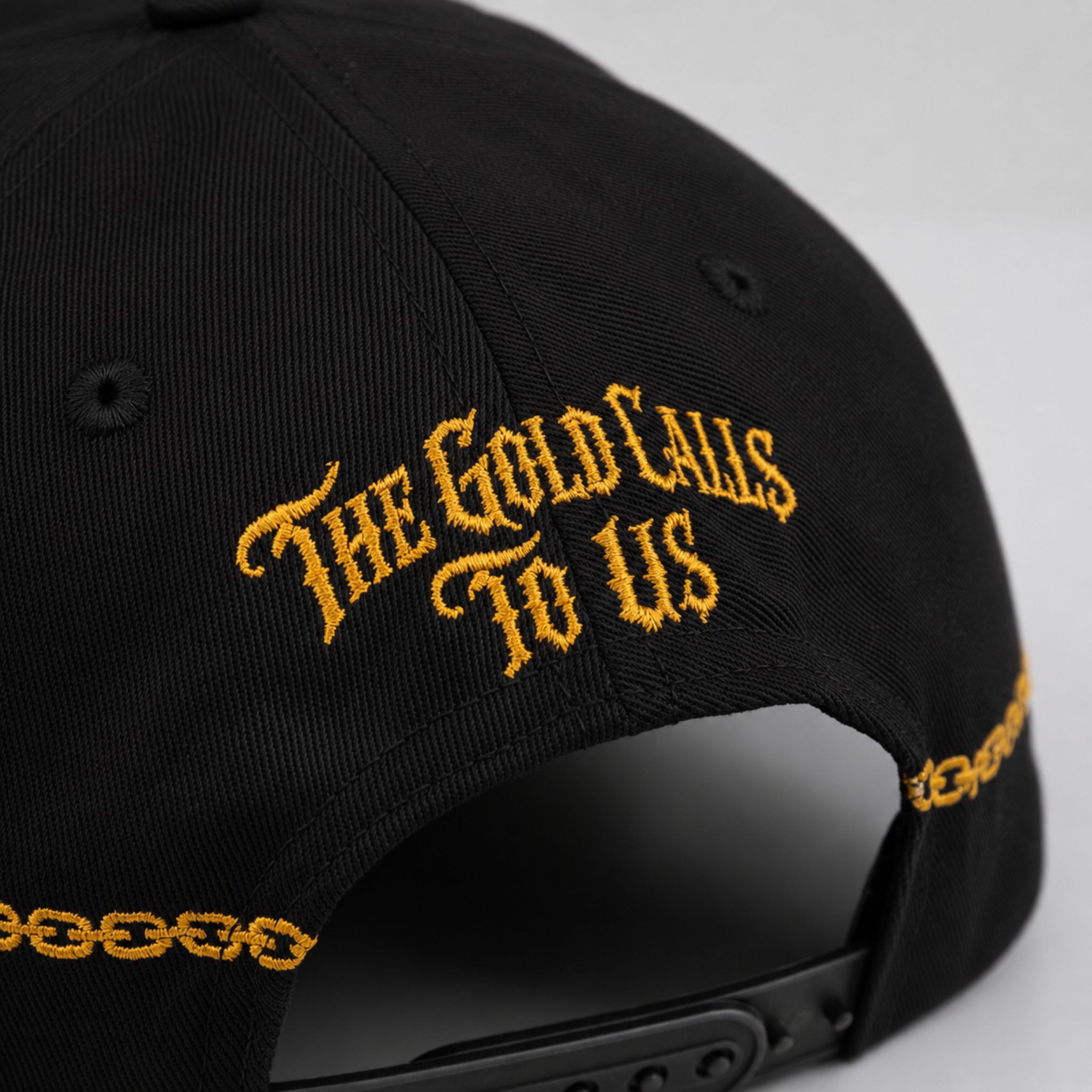 THE CURSE | ADULT · PRE-ORDER SHIPS BY 09.15